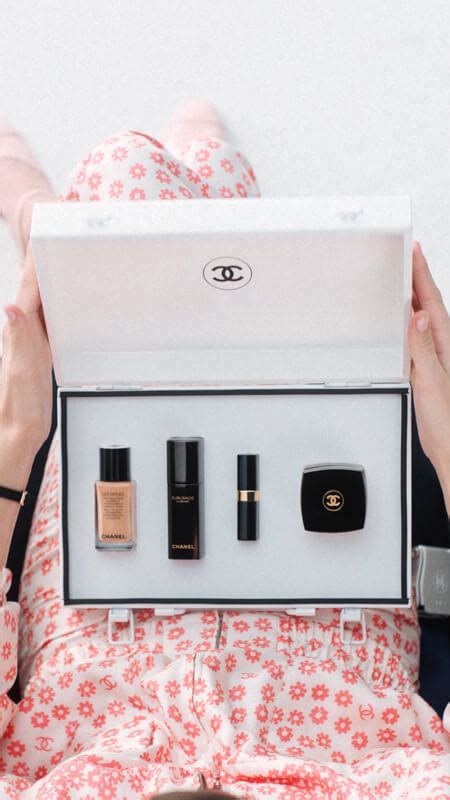 chanel travel soap dish|chanel cosmetics travel kit.